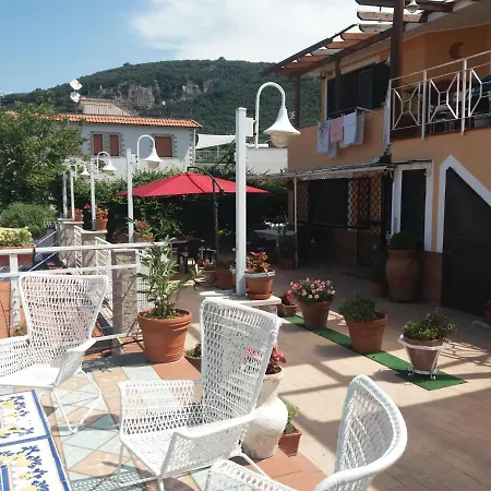 Garden On The Sea Bed & Breakfast *